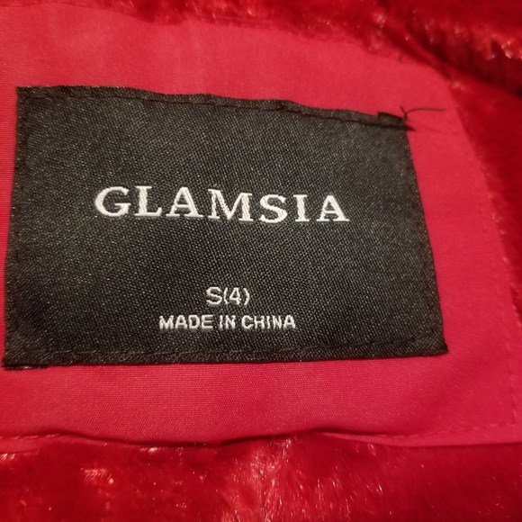 Red jackets faux fur lining girls various sizes - Picture 10 of 15